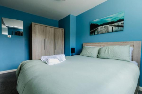 Hullidays 3 bed House Hull West Calvert